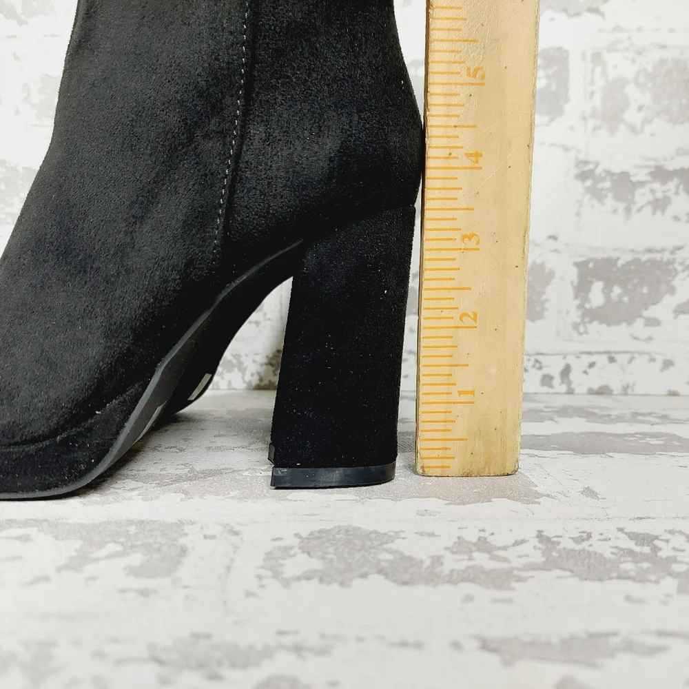 NEW Anne Klein Adonna Black Faux Suede Side Zip Block Heel Ankle Booties W134 - Picture 2 of 13